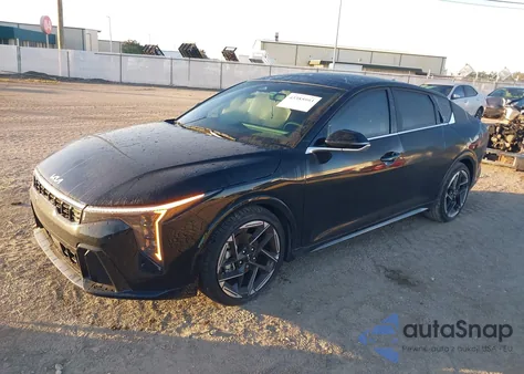 2025 Kia K4 Gt-Line z USA, uszkodzony, nr VIN 3KPFW4DE8SE154939